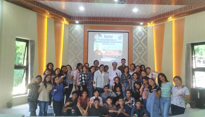 Retret Hari Ketiga Peserta Didik Kelas XII SMA Santo Arnoldus Janssen Kupang