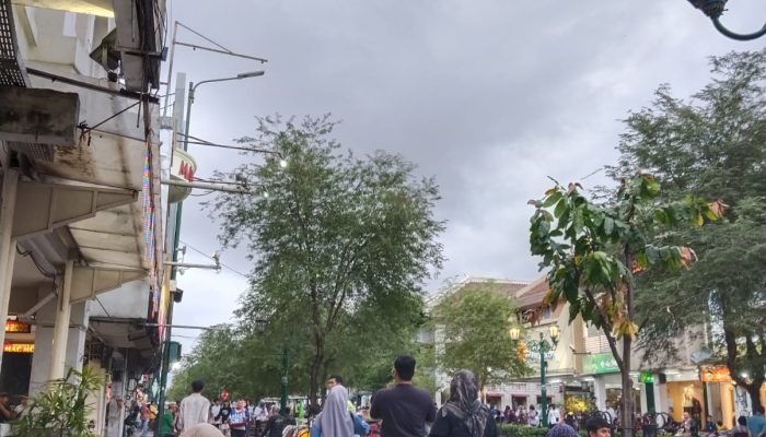Malam Pertama di Malioboro